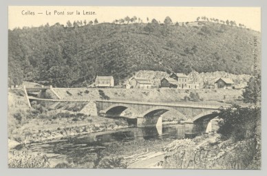 CELLES PONT SUR LA LESSE ET GARE.jpg